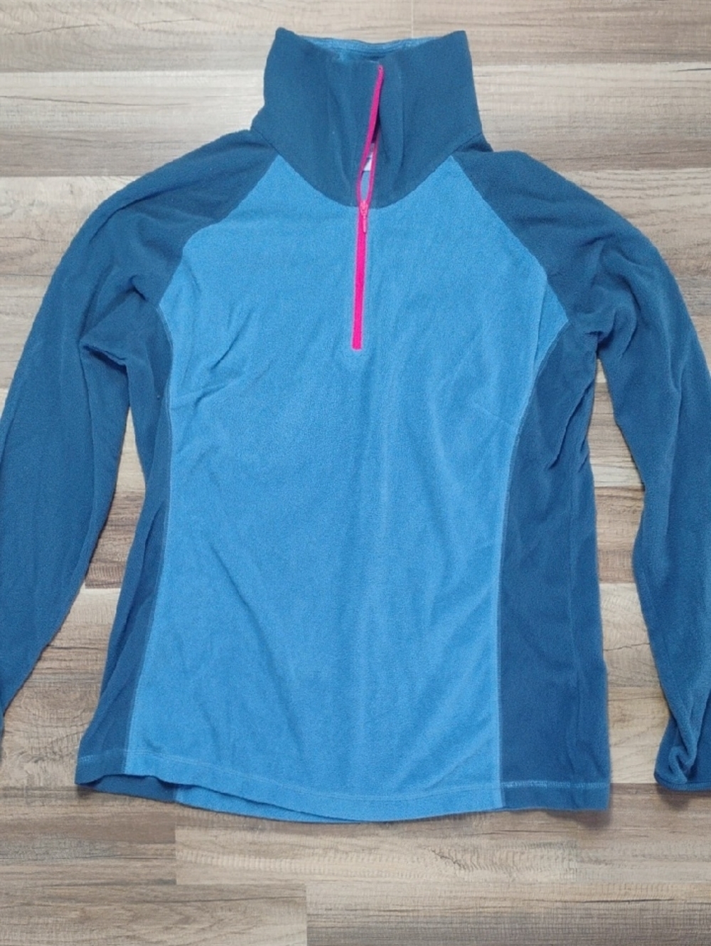 Columbia Lightweight Two-Tone Blue Fleece Half-Zip with Pink Zip